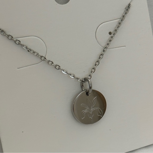 NWOT Iris Stainless Steel Pisces - February Birth Flower Necklace Mother’s Day - Picture 3 of 8